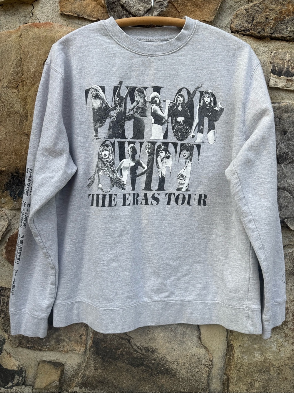 Taylor Swift Light Heather Gray 'The Eras Tour' Crewneck Sweatshirt Large 2023